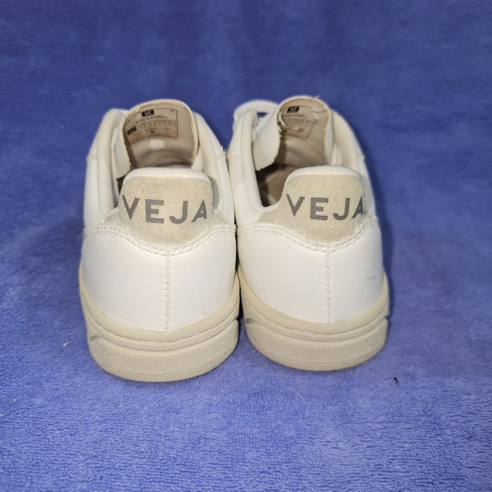 Veja V-10 B Mesh White Natural Low Top Sneakers - Picture 2 of 8